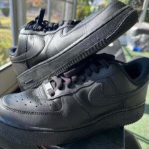 NIKE AIR FORCE 1 '07 LOW BLACK  CW2288-001